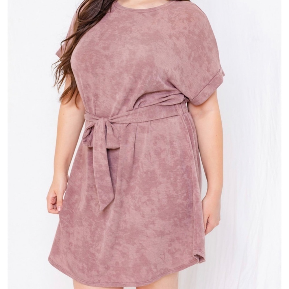 Gilli Women's Acid Wash Rolled Sleeve Dress - S